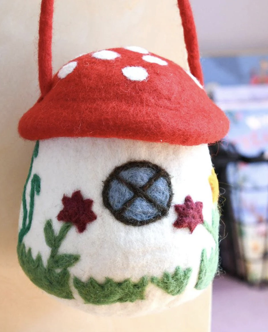 Tara FELT MUSHROOM TOADSTOOL BAG