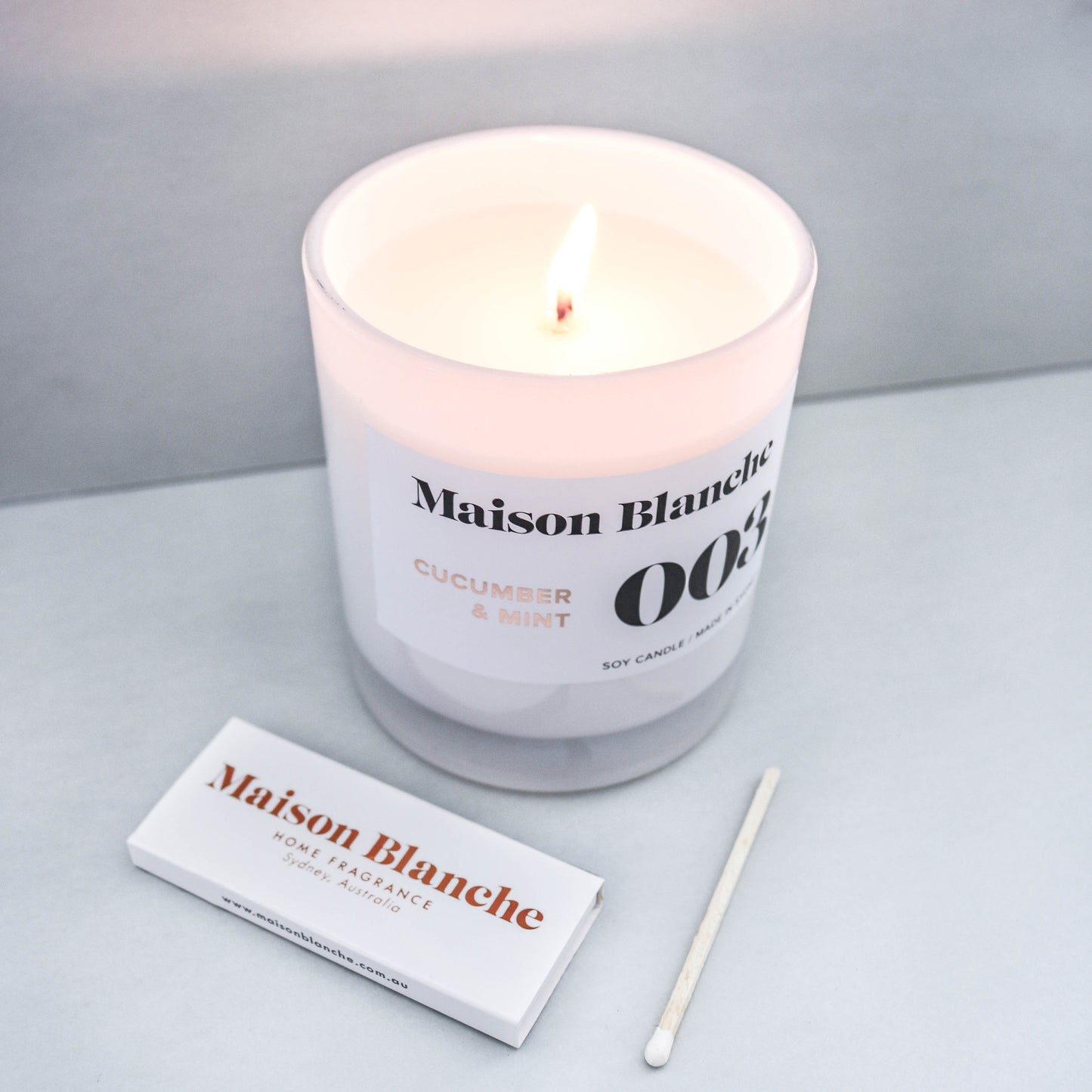 Maison Blanche Handmade Vegan Candle  - Medium